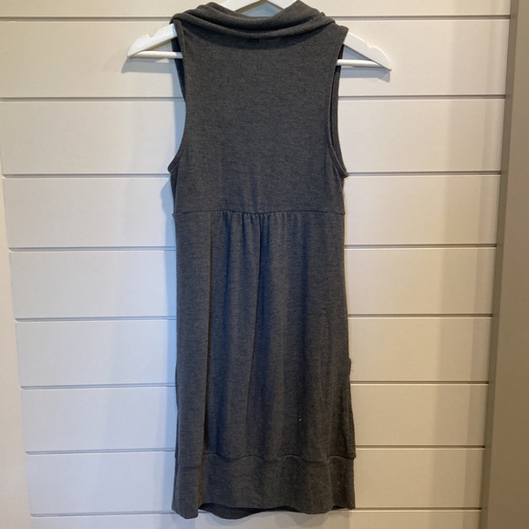 Heather Grey Dress - Picture 6 of 6